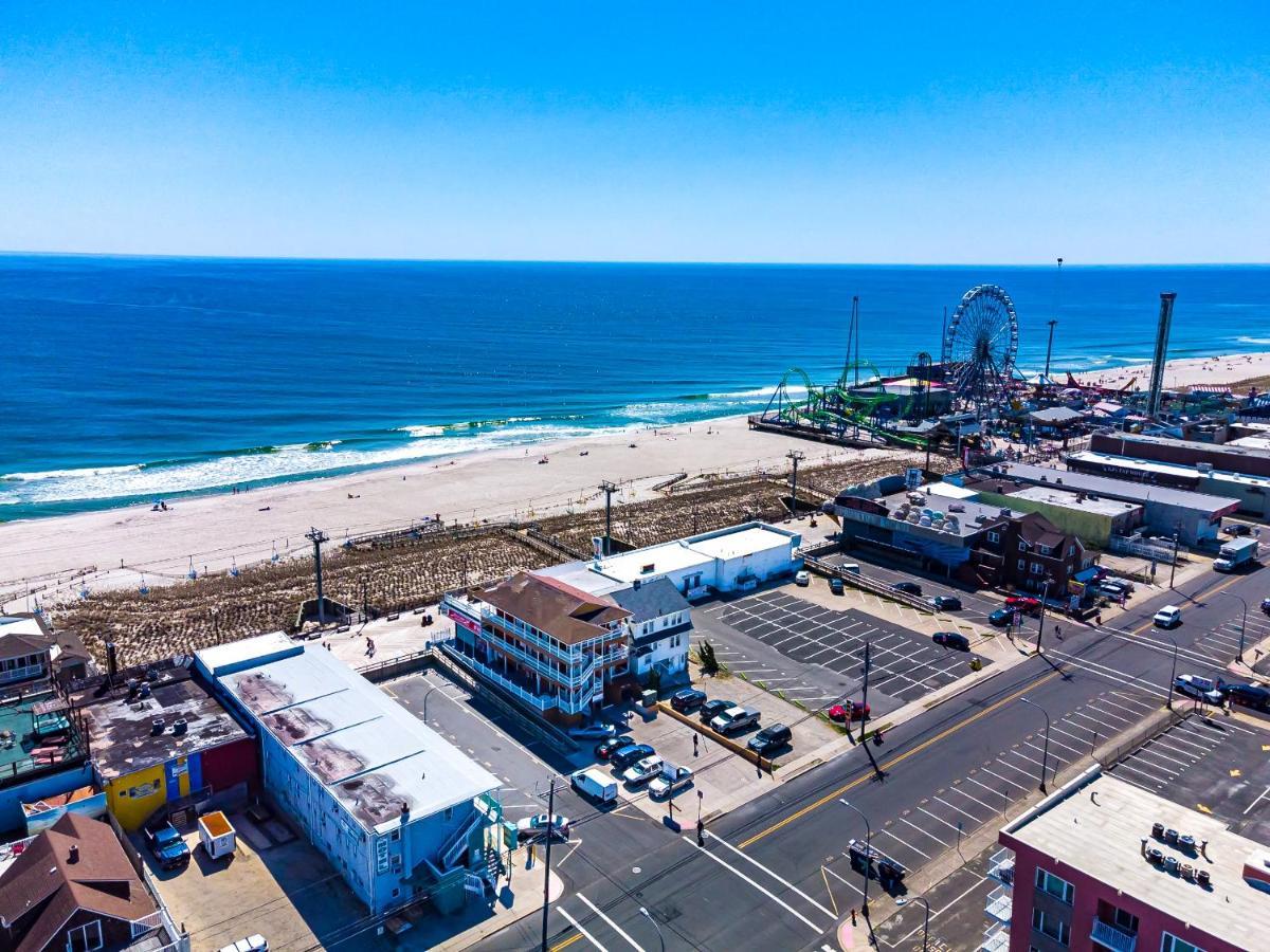 Boardwalk Hotel Charlee & Apartments Beach Hotel Oceanfront Seaside Heights Exterior foto