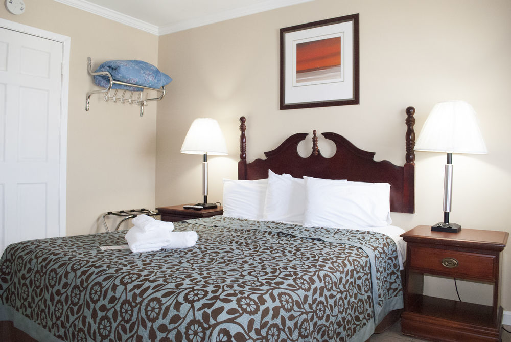 Boardwalk Hotel Charlee & Apartments Beach Hotel Oceanfront Seaside Heights Exterior foto