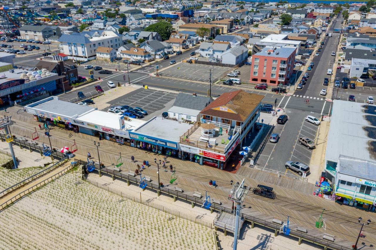 Boardwalk Hotel Charlee & Apartments Beach Hotel Oceanfront Seaside Heights Exterior foto