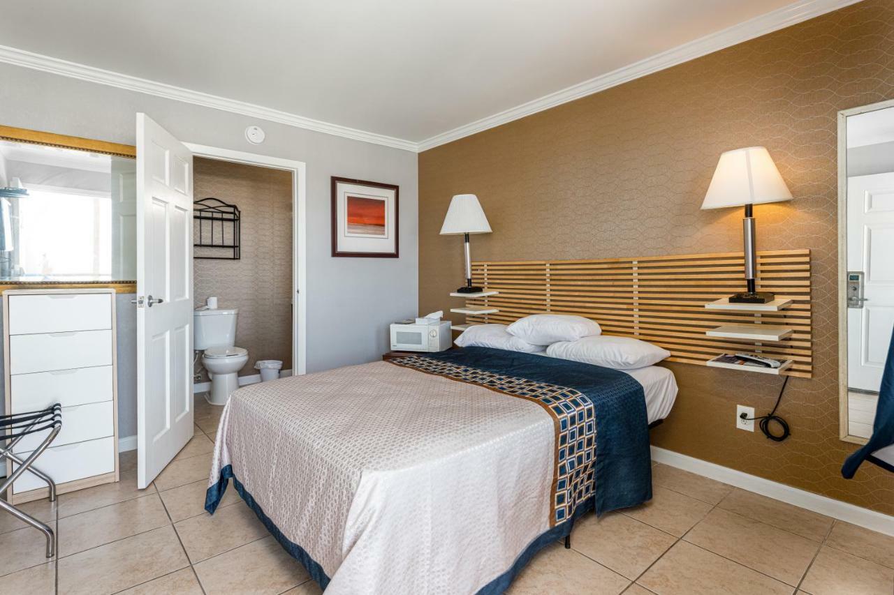Boardwalk Hotel Charlee & Apartments Beach Hotel Oceanfront Seaside Heights Exterior foto