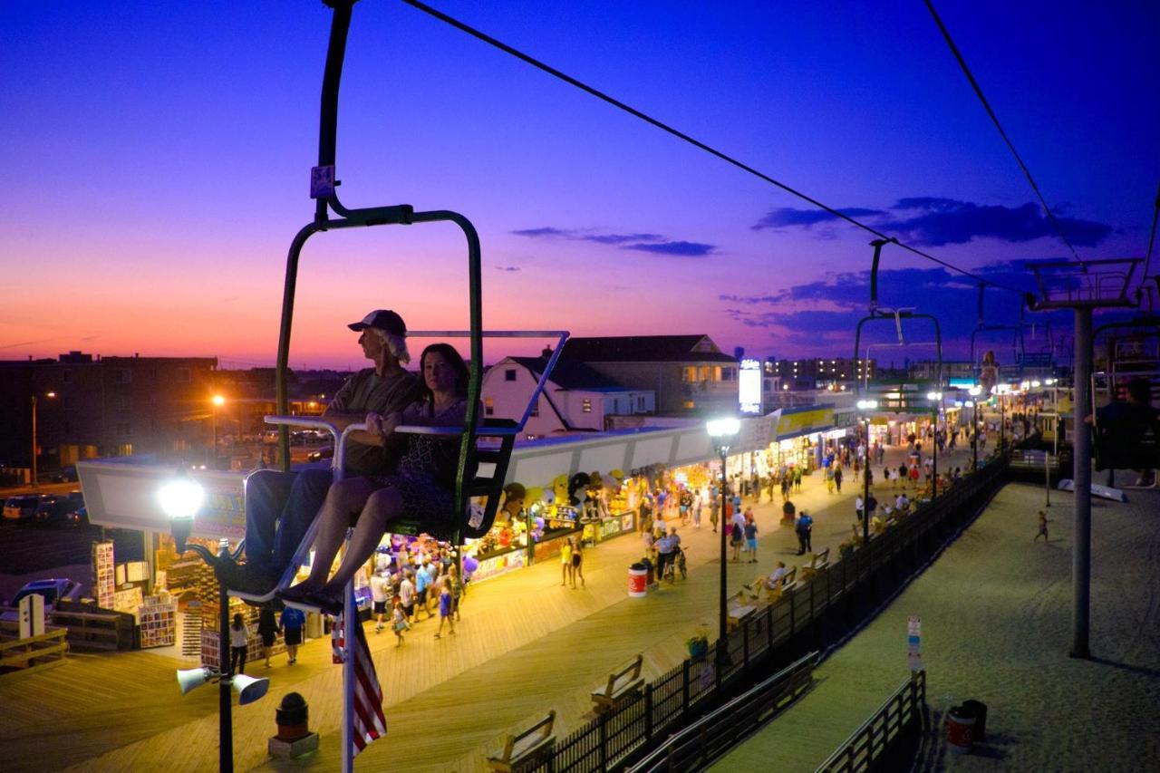 Boardwalk Hotel Charlee & Apartments Beach Hotel Oceanfront Seaside Heights Exterior foto